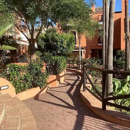 Дом отдыха Bahia De Townhouse *